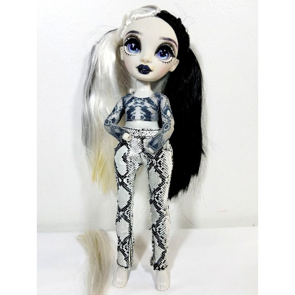 Rainbow High Shadow High Heather Grayson 11 inch Doll dressed